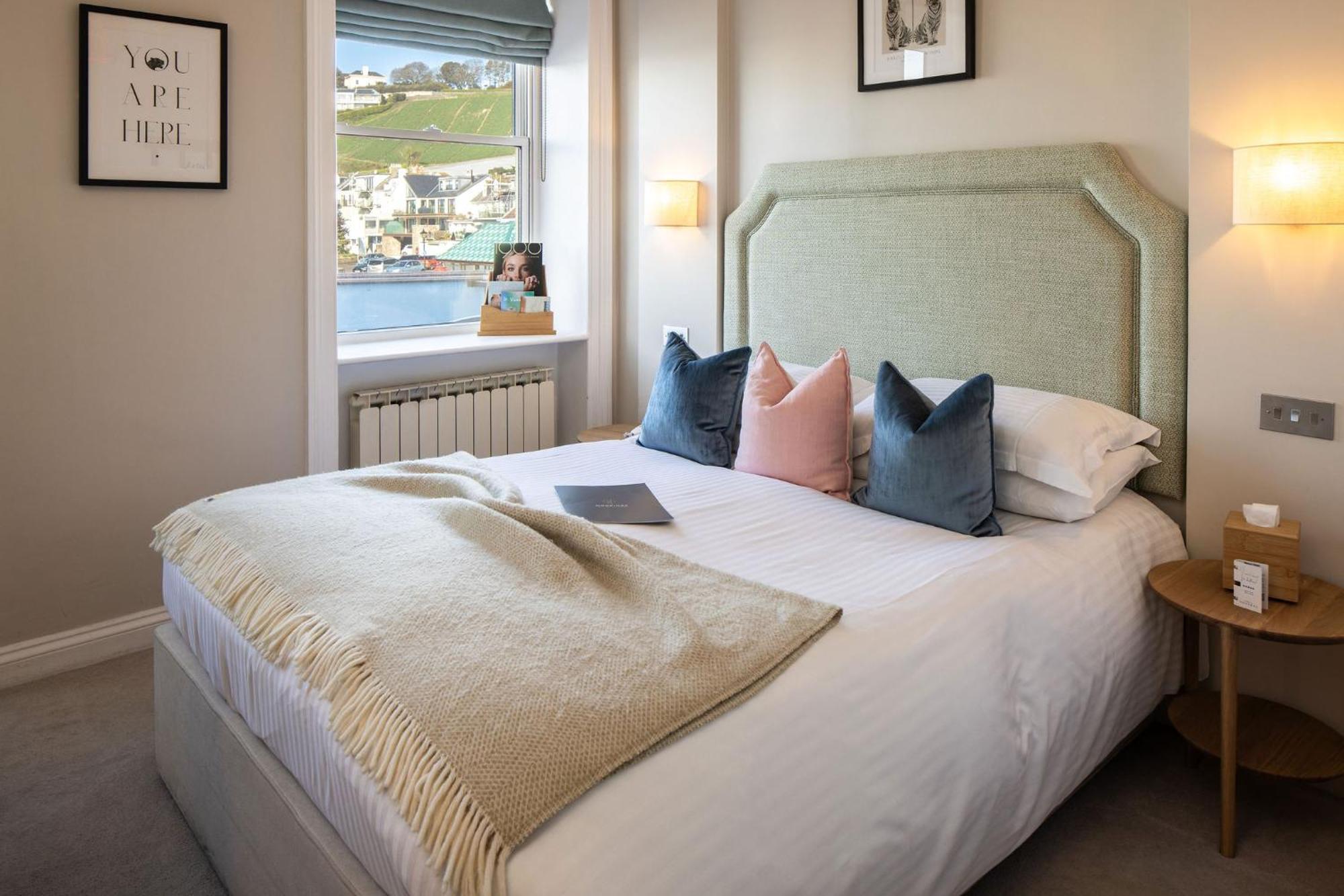 The Moorings Hotel & Restaurant Gorey Exterior photo